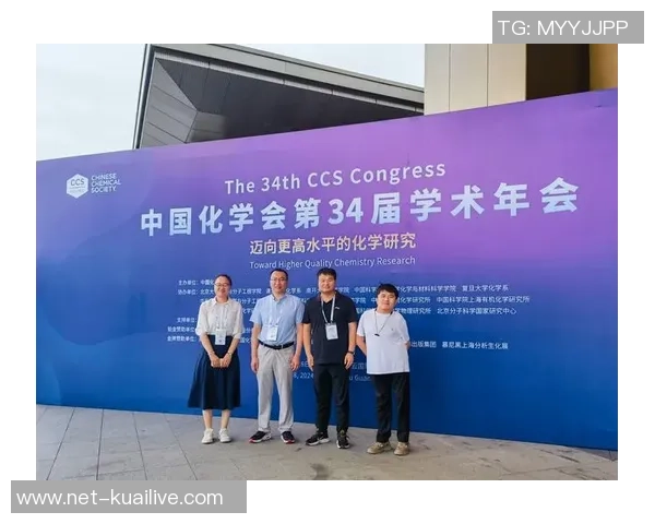 加维的崛起与挑战:探索他在足球世界中的独特影响力与未来发展潜力 加维的崛起与挑战:探索他在足球世界中的独特影响力与未来发展潜力